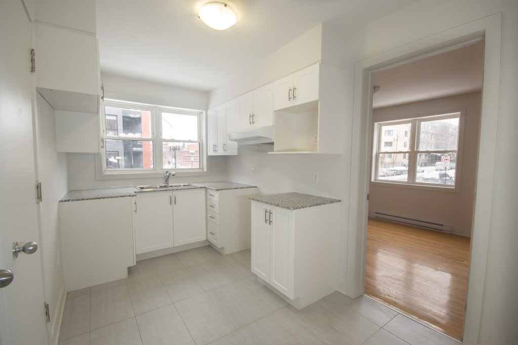 Rénové, Lumineux, Spacieux 3 ½ Rue Mass | 3217377