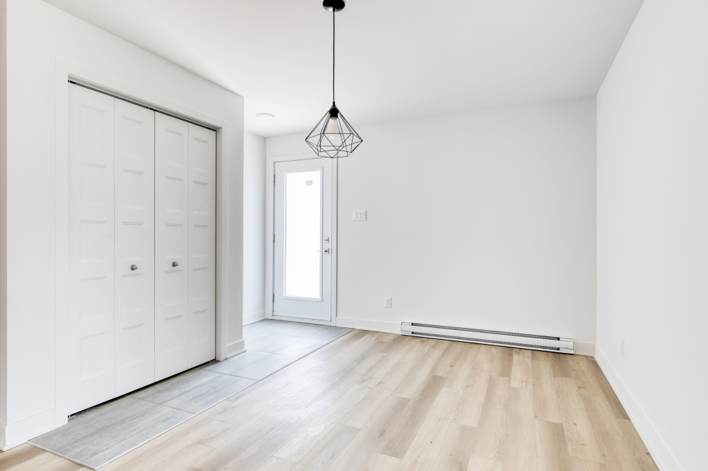 3 ½, 4 ½ & 5 ½ NEUFS À SAINT-JACQUES | 3217497