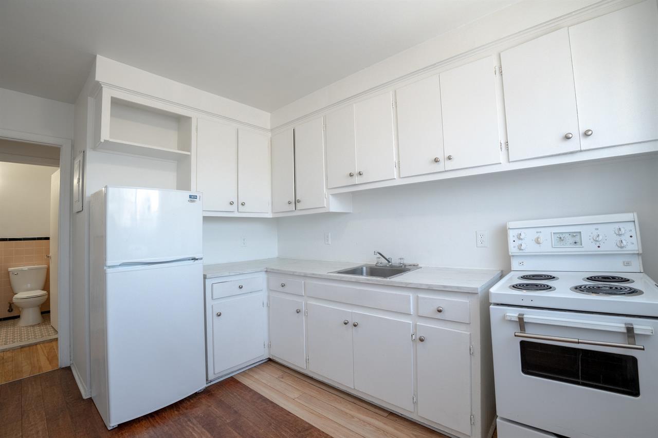 1 Bed, 1 Bath - 6501 Boulevard Joseph-Renaud, Montréal | 3217502
