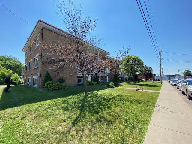 Two-Bedroom (4.5) - 103-105-111 Rue Bouchard, Granby | 3217538