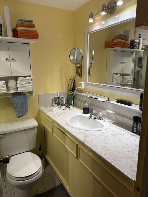 Lumineux 4 1/2 | 3220467