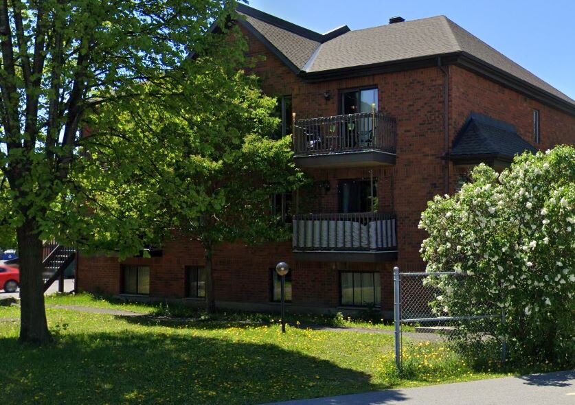 24 Rue Du Sommet (Hull) Grand Logement Tout Près D'Ottawa | 3220492