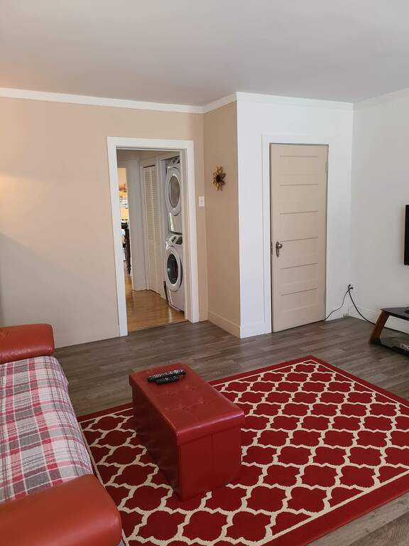 Grand 4 1/2 Haut Duplex Chauffé | 3220502