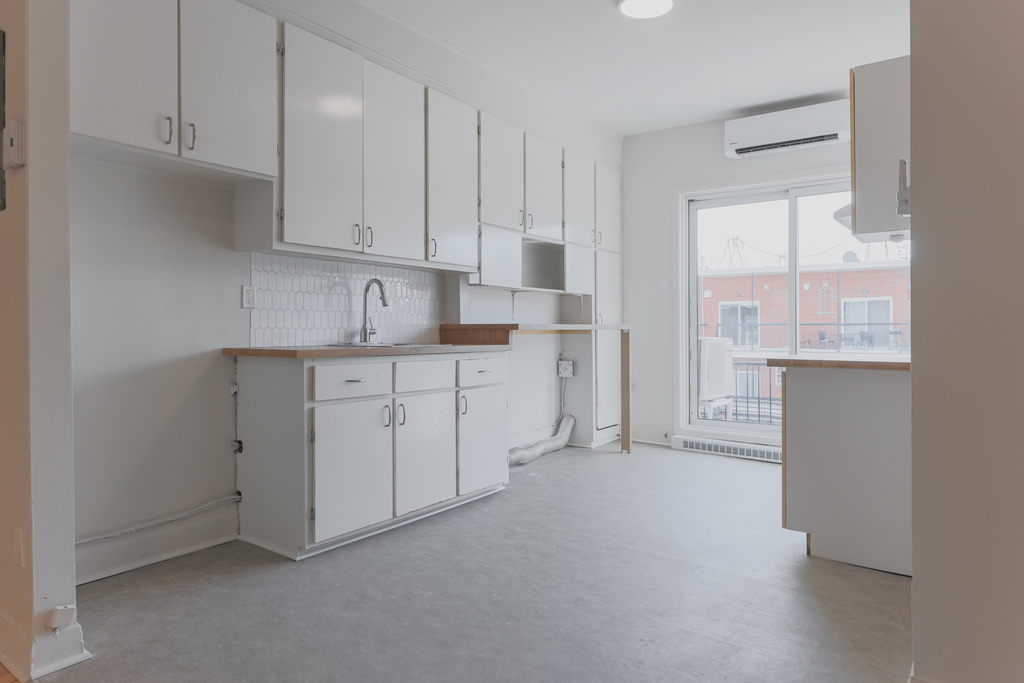 CHARMANT 3 1⁄2 + BUREAU – ROSEMONT | 3220526