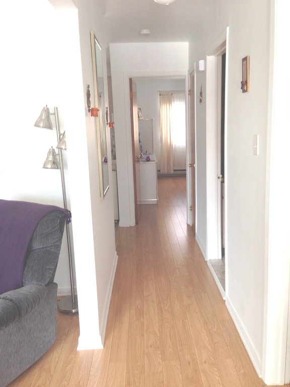 Beau 4 1/2 Propre Pres Tous Services | 3220537