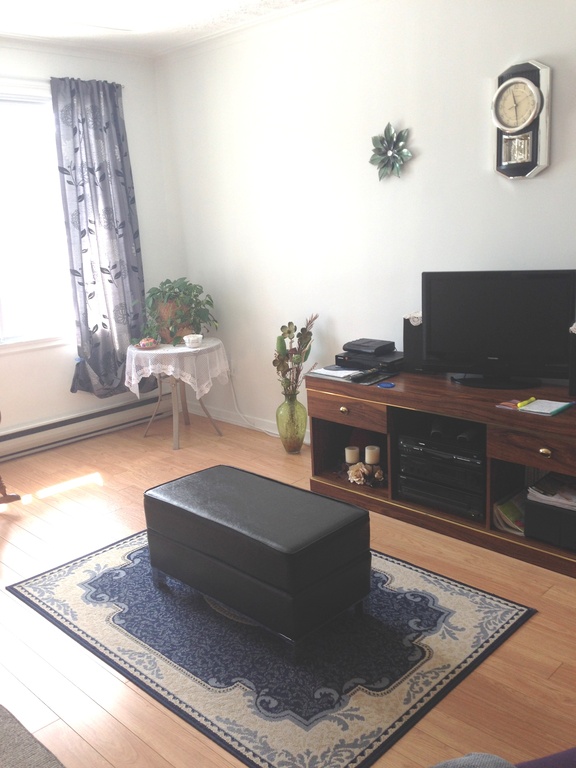 Beau 4 1/2 Propre Pres Tous Services | 3220537