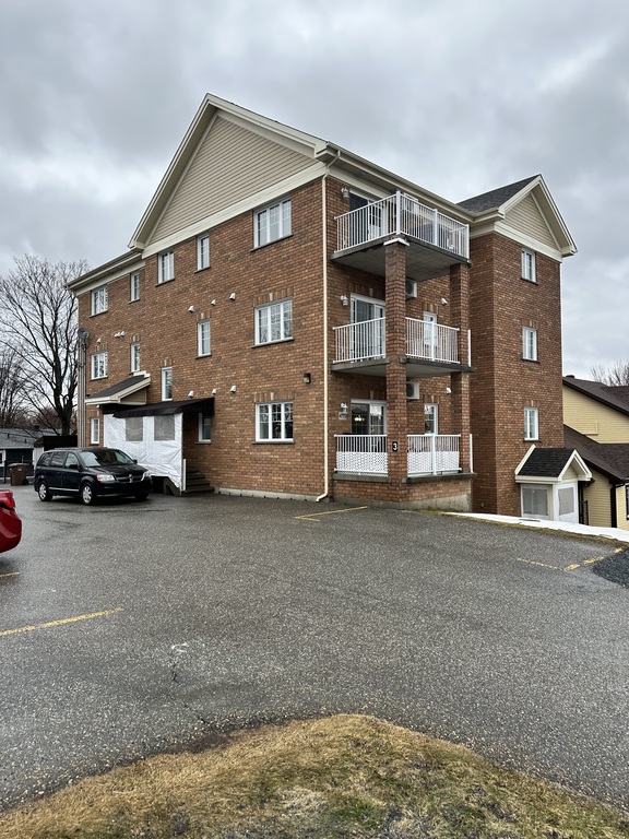 Superbe 51/2 | 3220538