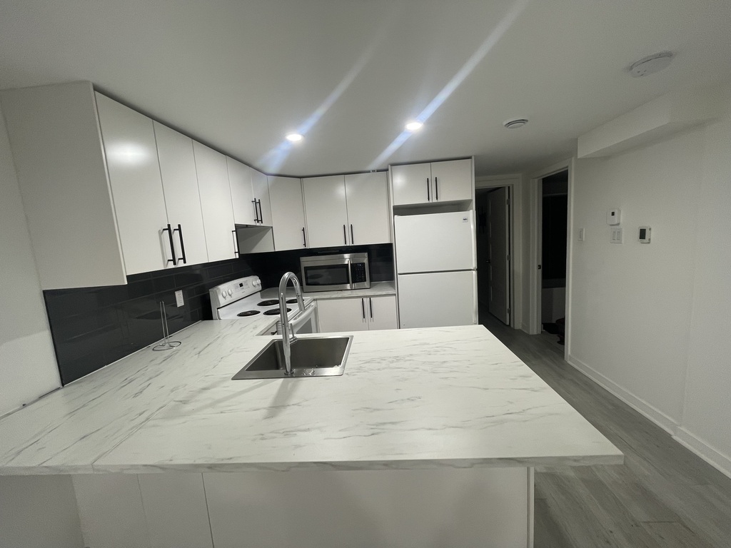 3 12 A Louer A Ahuntsic-cartierville | 3220614