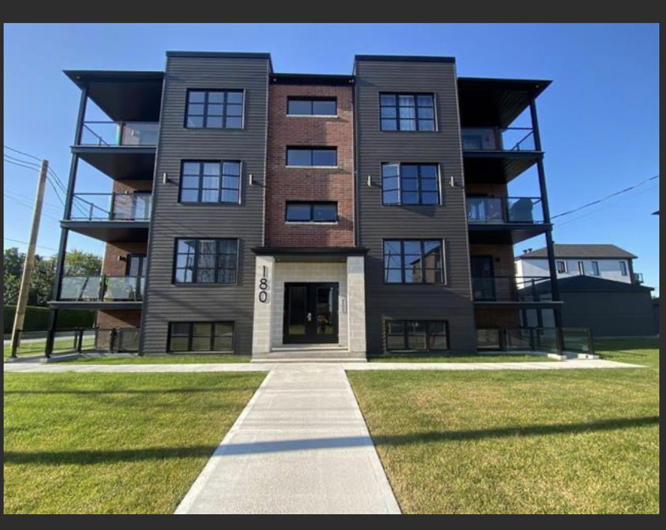 4 1/2 Construction 2022 à Louer | 3220673