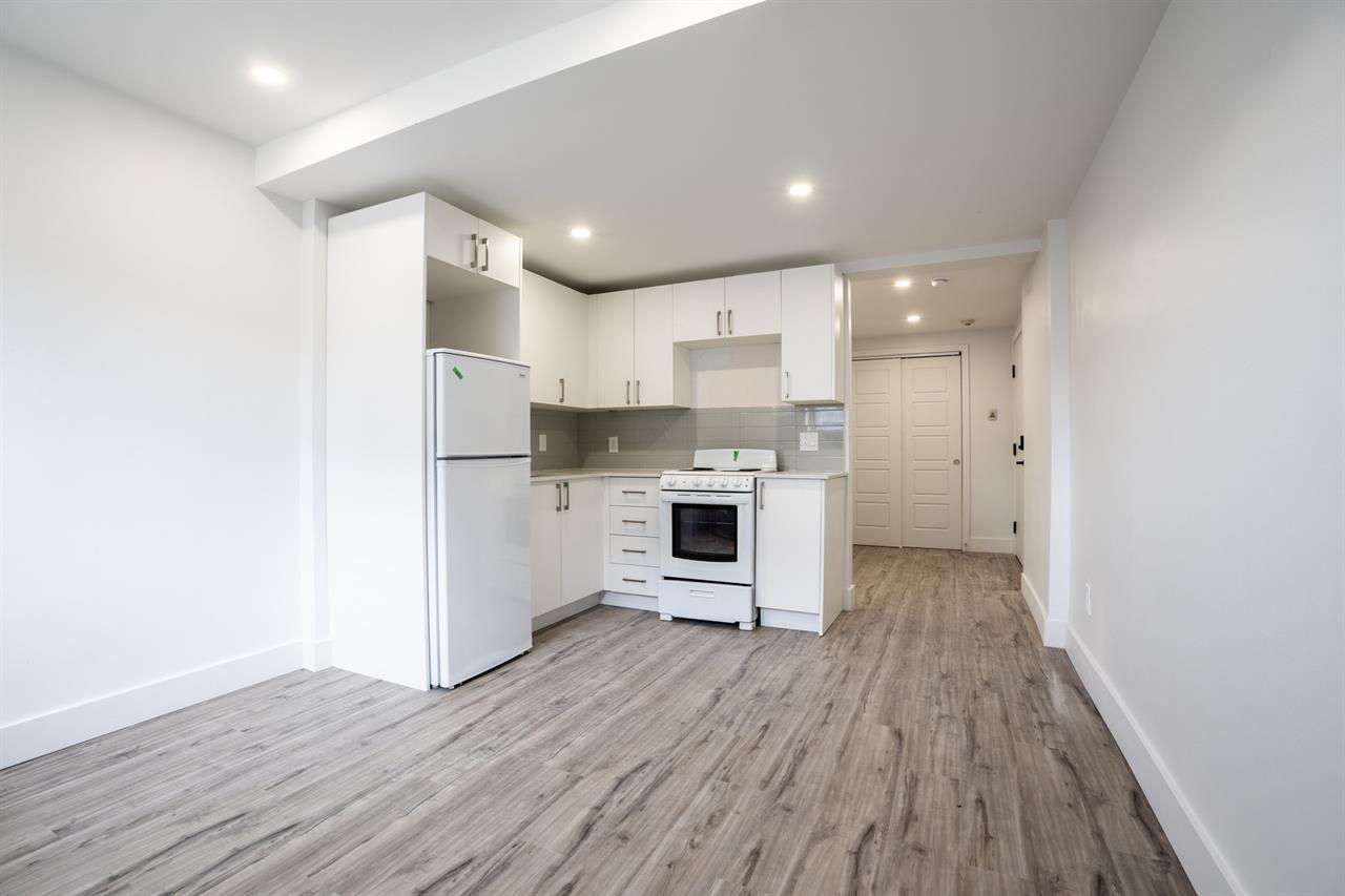 1 Bed, 1 Bath - 7030 Chemin De La Côte Saint Luc, Montréal | 3220701
