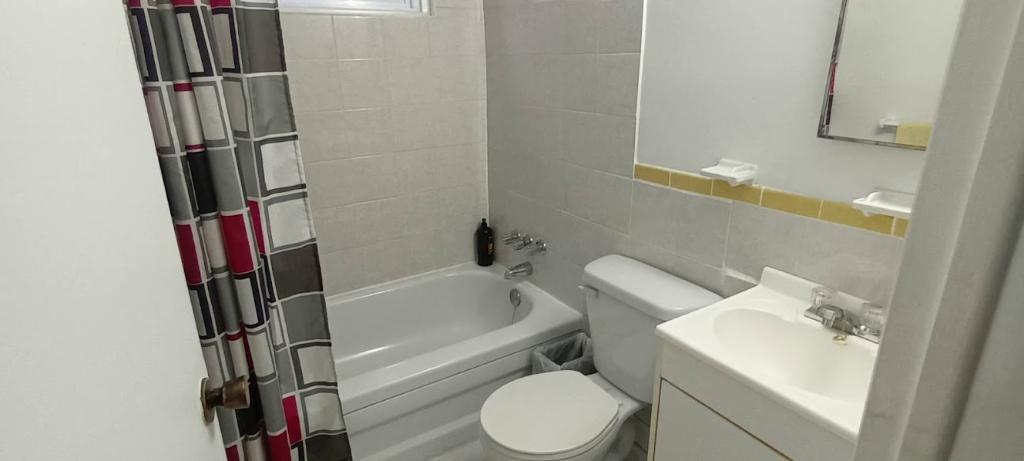 ROSEMONT 3 1/2 RÉNOVÉ | 3220746