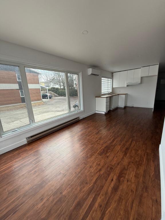 Logement 3-1/2 à louer | 3220750