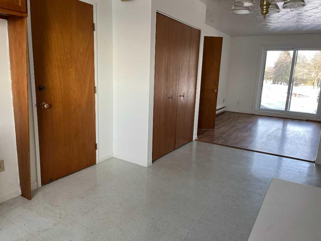 À LOUER – 4 1/2 près des Galeries de Granby - Juillet | 3220766