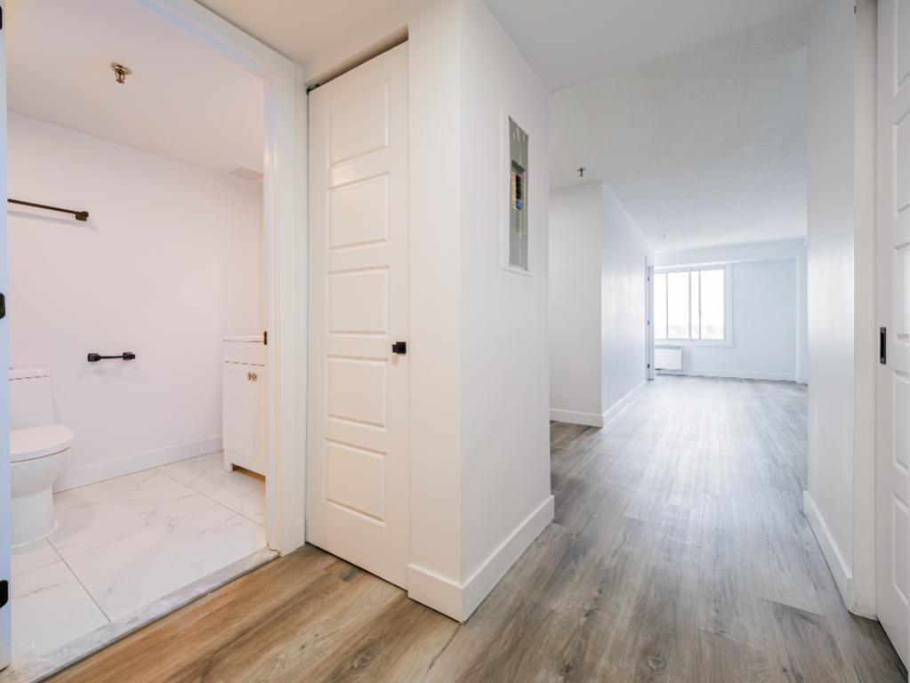 1 MOIS GRATUIT - Centre-ville Mtl Studio & 3 1/2 Gym, piscine… Appartement / logement à louer Montreal Ville-Marie | 3220773