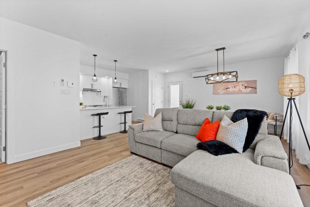 EN PROMOTION : 4 1/2 à louer - Dès maintenant - East Angus | 3220793