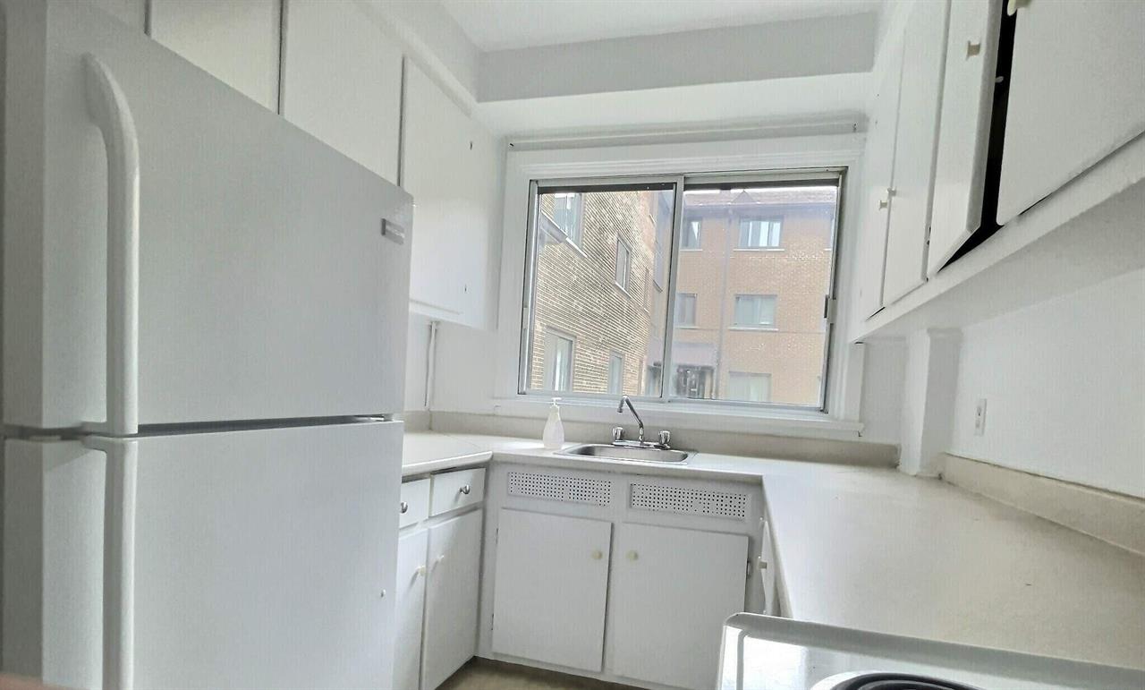 2 CH - 1 SDB - Dorval - $1,395 /mo | 3220806