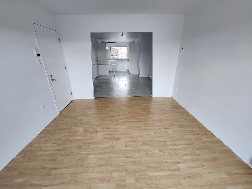 4 1/2 BOUL. CASAVANT O. 1 er JUILLET | 3220867