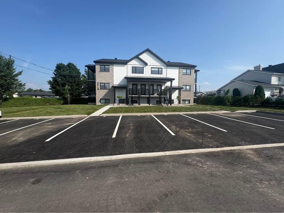 Appartement de 3 chambres et 1 salle de bain | 3220870