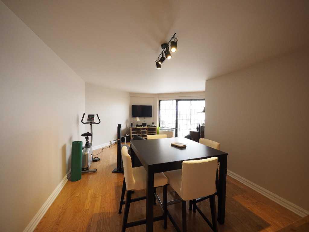 Grand appartement 3 et 1/2 (condo) à louer au coeur du Vieux-Longueuil, semi-meublé. | 3220891