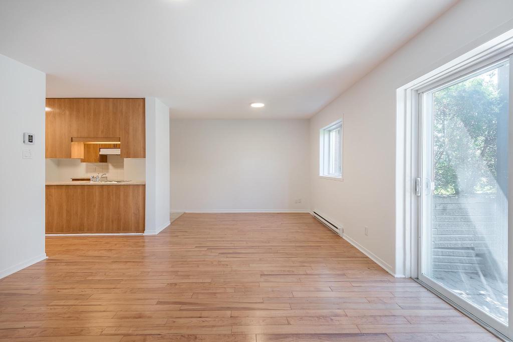 3 1/2 AVEC TERRASSE SAINT-BASILE-LE-GRAND ADJACENT SAINT-BRUNO-DE-MONTARVILLE | 3220930