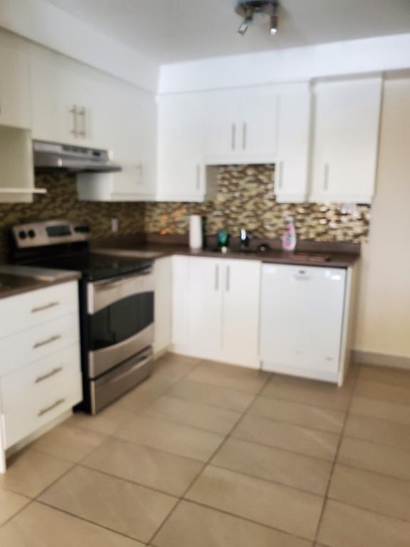 APARTEMENT 4 PIECES ET DEMIE A LOUER ,DEUXIEME ETAGE. | 3220934