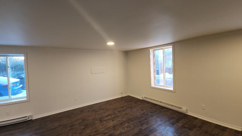 5½ sur 2 étages Face Parc des Îles secteur St-Timothée – 1 455$ | 3220939