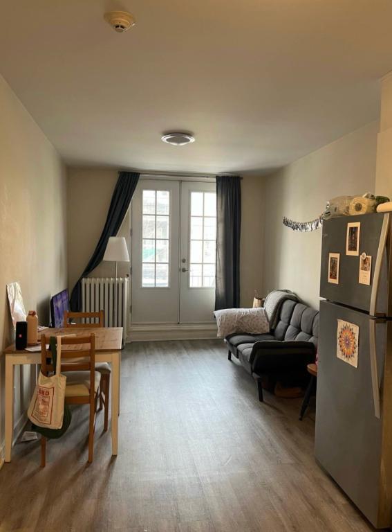 3½ lumineux - 1er juillet- 6697 Christophe-Colomb – 650 pi² | 3220944