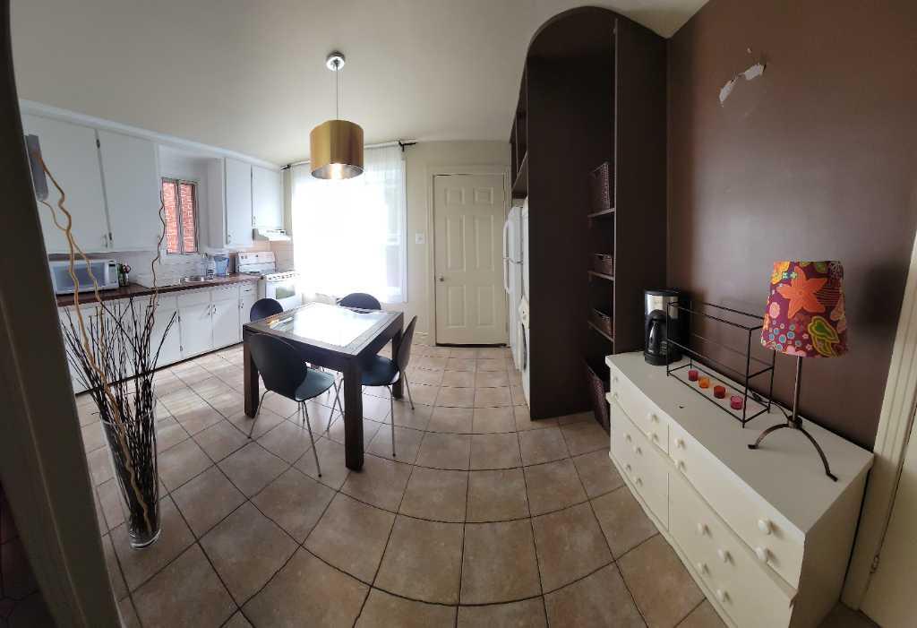 DISPO. AVRIL - Grand 3 1/2 meublé, jardin, stationnement | 3220948