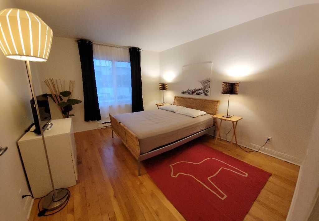 4 1/2 DISPO 1er avril - face métro Viau | 3220955