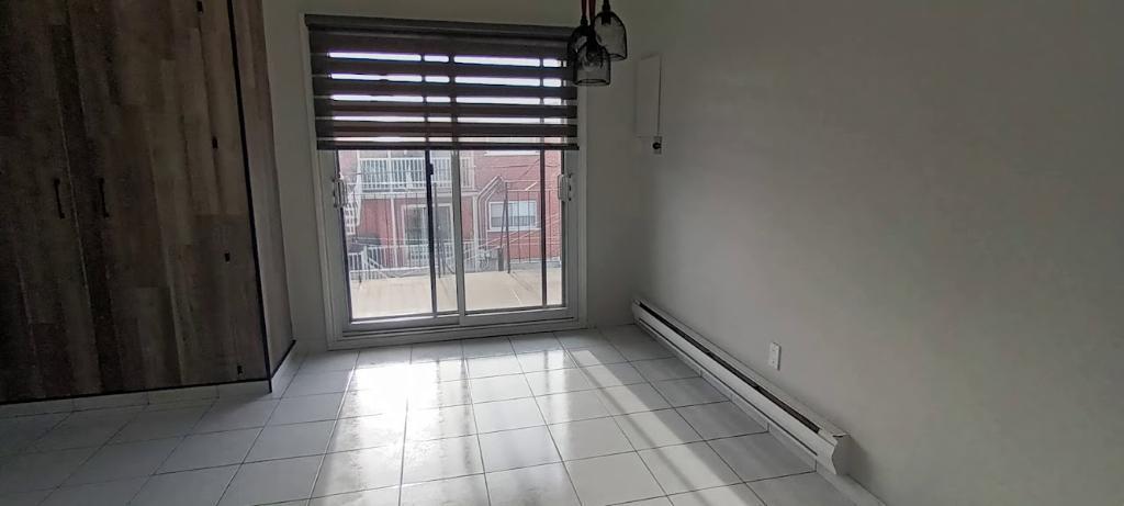 ST-LEONARD GRAND 5 1/2 AVEC TERRASSE | 3220968