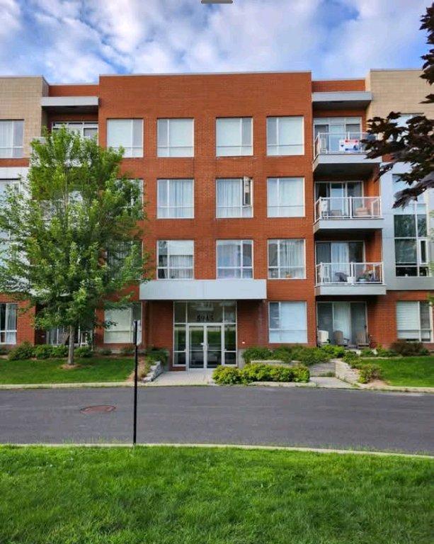 🏢 Grand 3½ moderne avec stationnement intérieur – Disponible 1er juillet – Saint-Hubert | 3221007