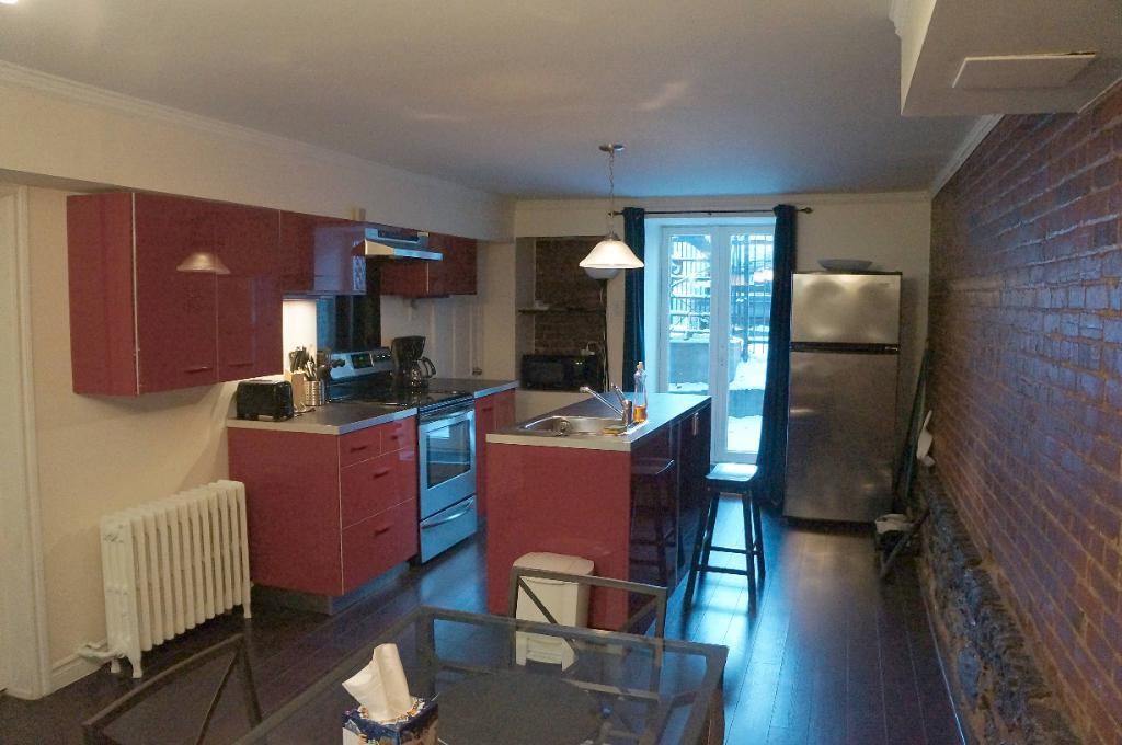 5mn à pied métro Sherbrooke; 4 1/2 meublé tout inclus; | 3221021