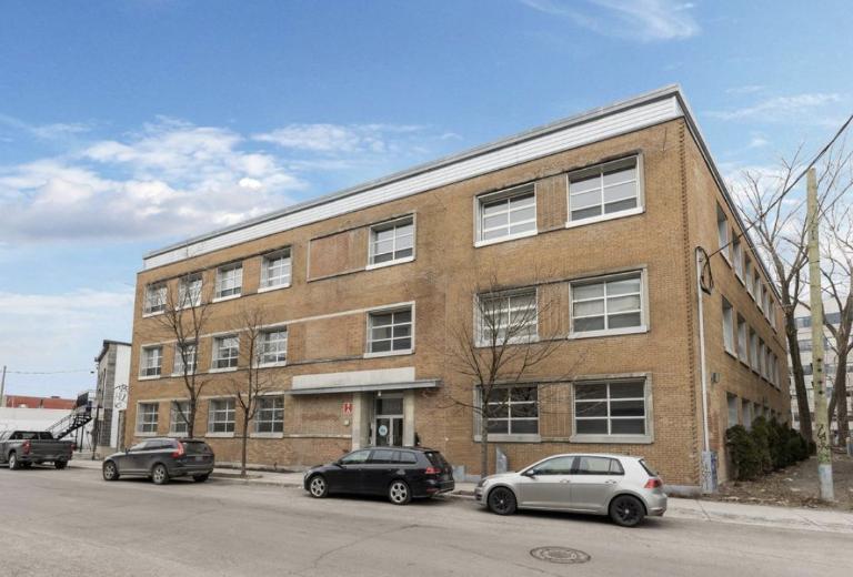 2 1/2 - Montréal (Petite-Italie) - 2 500 $/mois | 3221114