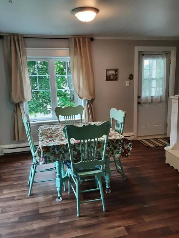 Notre-Dame-du-Portage - Maison à louer à la semaine - Été 2026, CITQ#250692 | 3221127