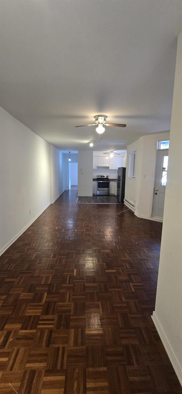 Mile-End - Beau 3 1/2 Au 2e Étage | 3221265