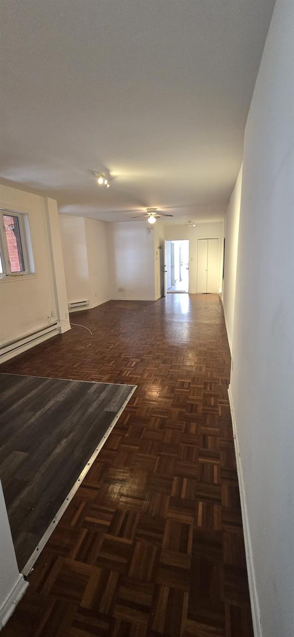 Mile-End - Beau 3 1/2 Au 2e Étage | 3221265