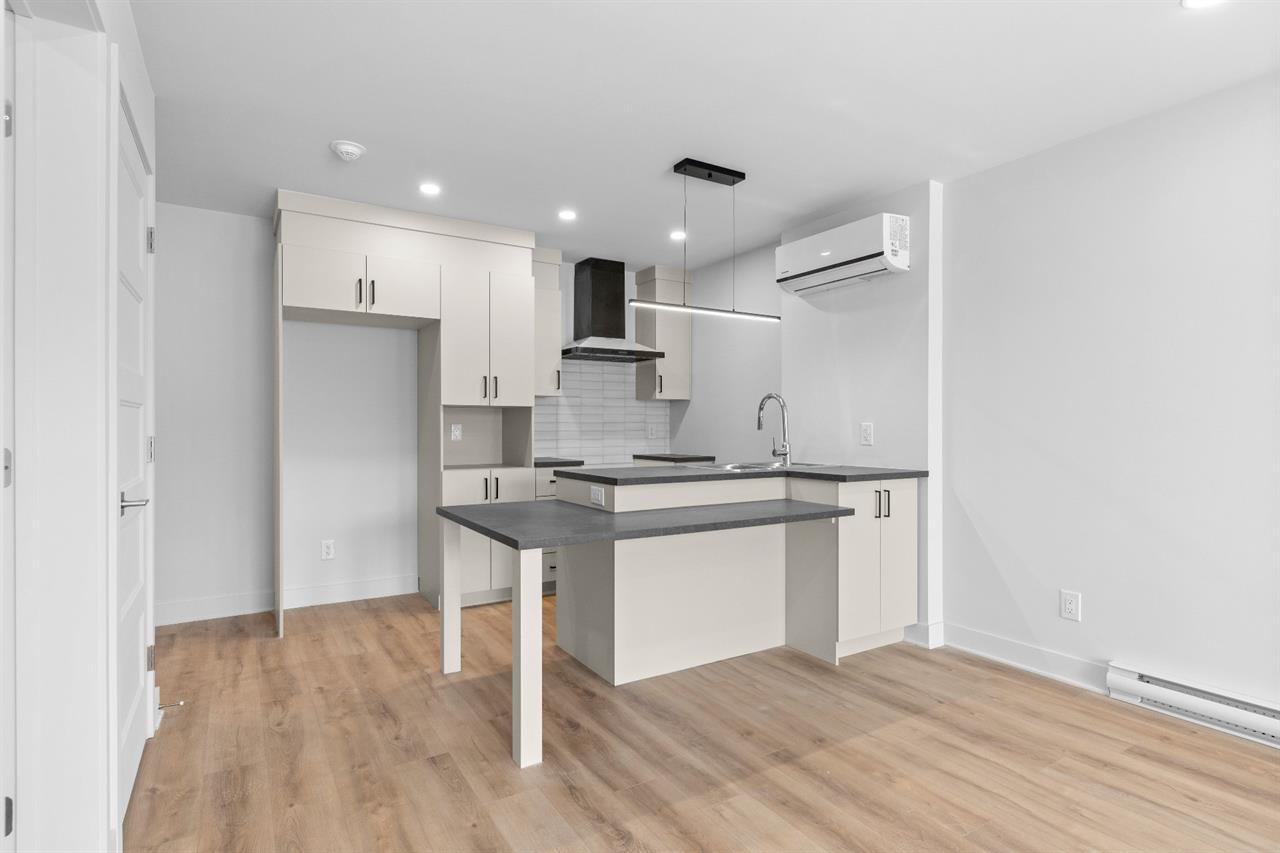 Appartement Salaberry-de-Valleyfield À Louer | 3221283