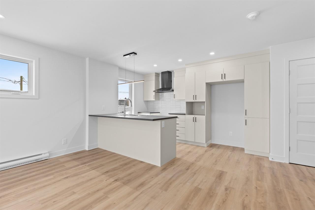 Appartement Salaberry-de-Valleyfield À Louer | 3221284