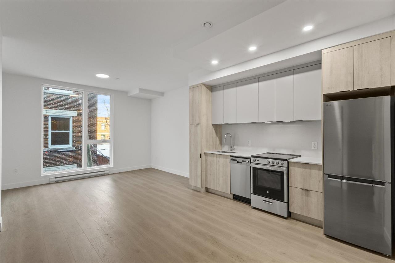 Studio - 2161 Avenue De Melrose, Montréal | 3221291