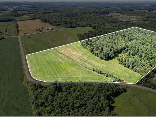 Dunham, terre 222 acres pour culture et poss. d'érablière 9000 entailles, grange et garage, sol idéal pour grandes cultures, fruitiers, vignoble | 3221369