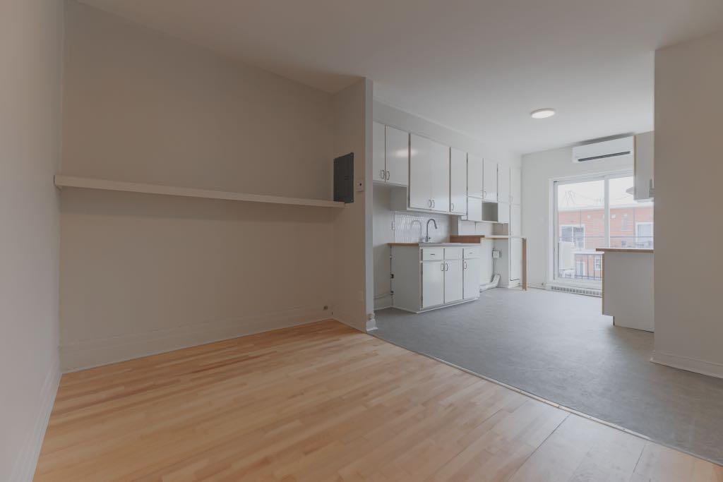 ✨ CHARMANT 3 ½ + BUREAU À LOUER – ROSEMONT ✨ DISPONIBLE DÈS MAINTENANT. | 3221467