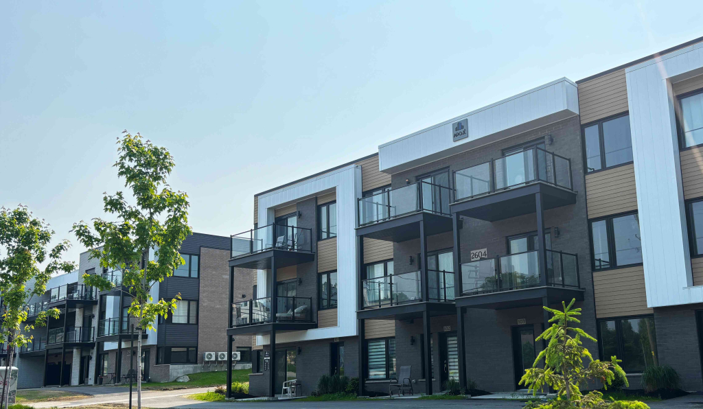 BEAU 4½ | CONSTRUCTION RÉCENTE | EST | 3221767