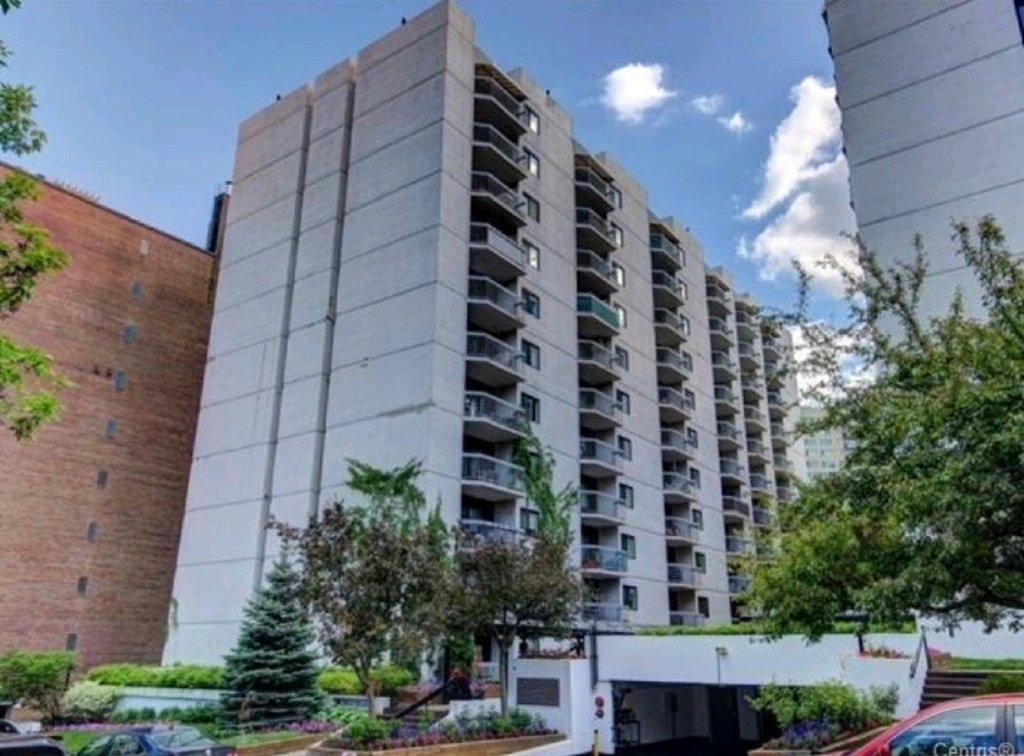 Beau 2 1/2 CENTRE VILLE DE MONTRÉAL LE GOLDEN MILE | 3221981