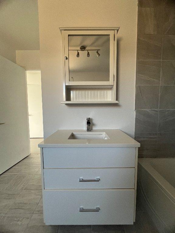 Appartement de 3 chambres et 1 salle de bain | 3221996