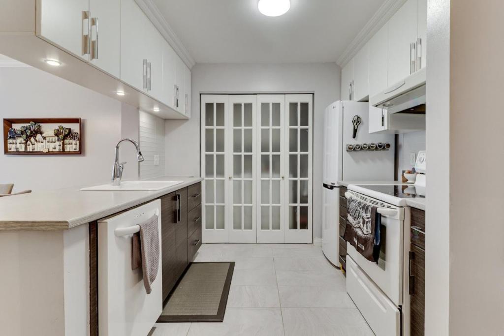 Condo à louer (Anjou) avec Garage et stationnement extérieur | 3222003