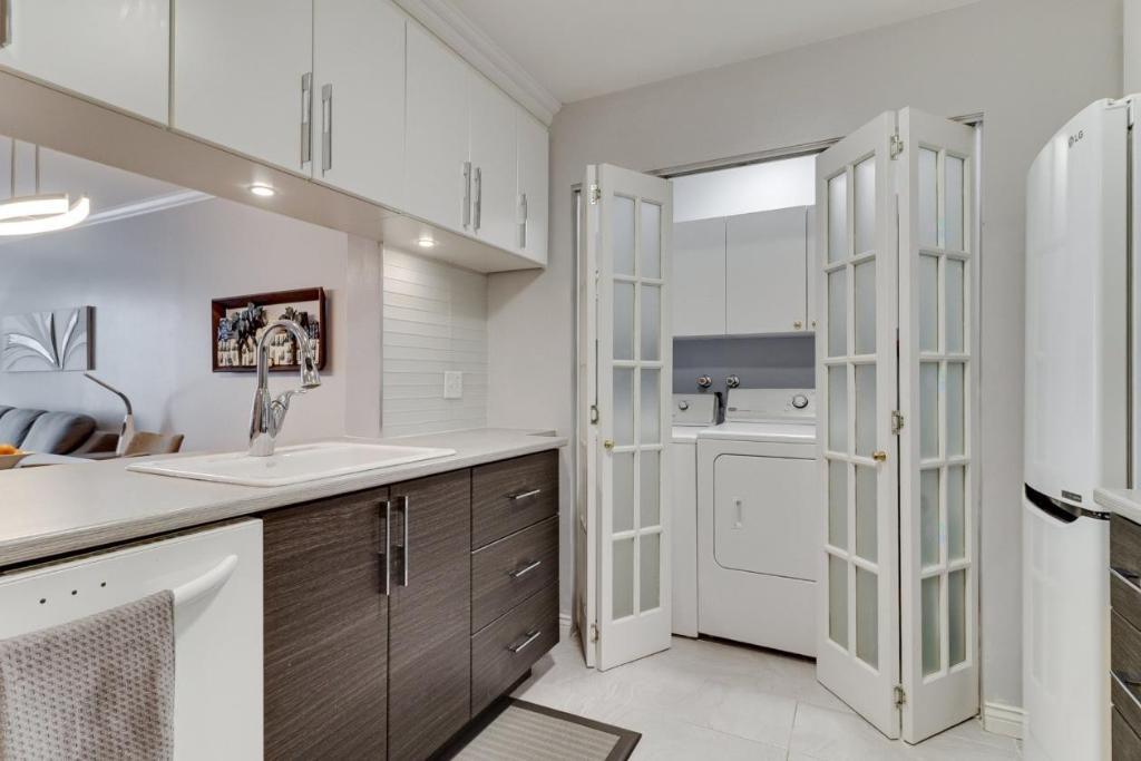 Condo à louer (Anjou) avec Garage et stationnement extérieur | 3222003