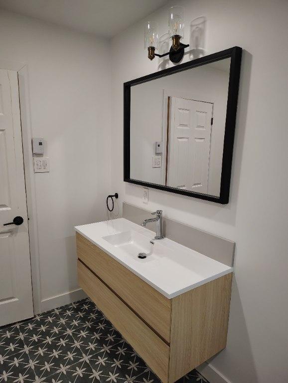 4 1/2 tout rénové à st sauveur | 3222064