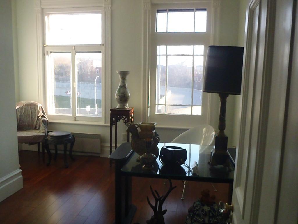 NDG, haut duplex, 2chambres, style condo dans maison 1914 | 3222080