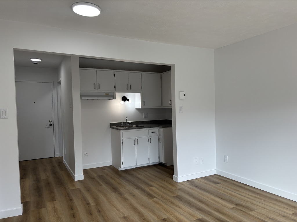 GRAND 3½ | CHAUFFAGE ET EAU CHAUDE | 3222176