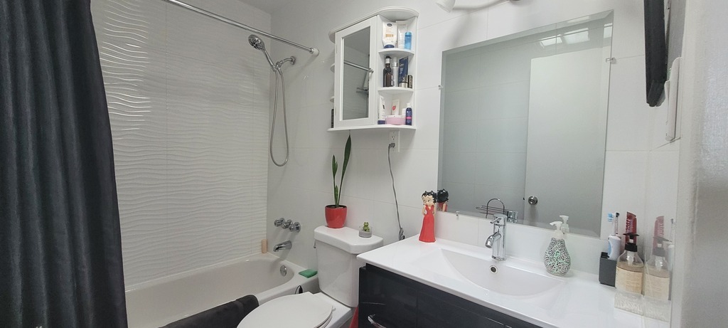 4 1/2 Haut De Plex Saint-Léonard - Occ. | 3222695